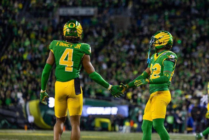 Brandon Finney Jr. and Peyton Woodyard celebrate at Autzen Stadium